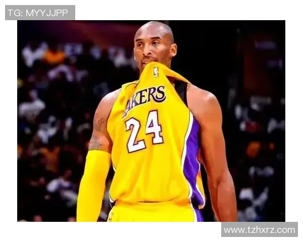 足球明星与传奇前辈的偶遇故事揭示了传承与梦想的力量