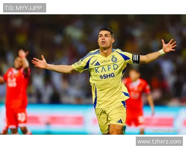 颠覆足球明星的传奇故事与影响力解析，探索他们如何改变了足球的面貌